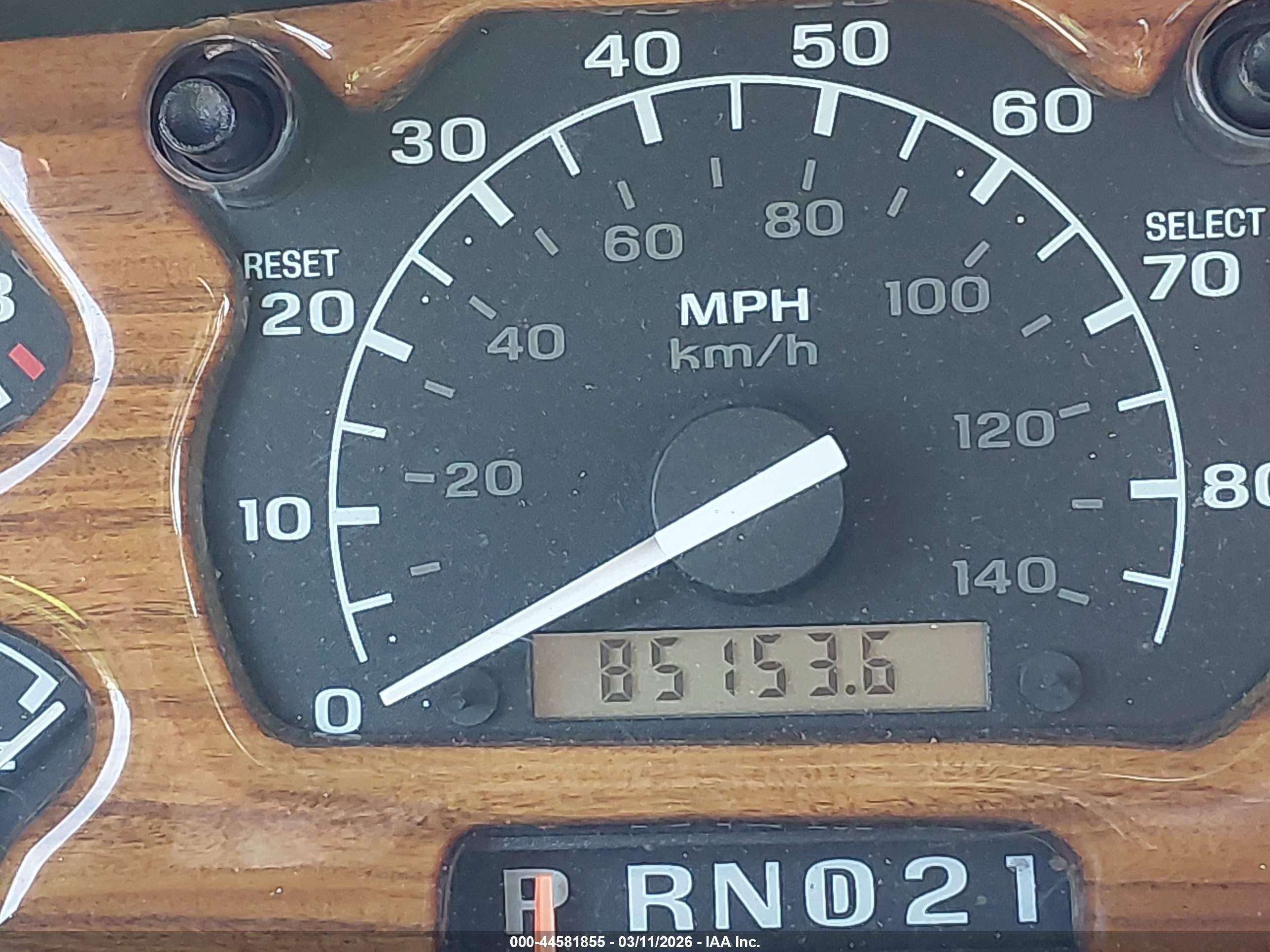 1997 Ford F-350 Xl Red vin: 1FTJW36G2VEB98521