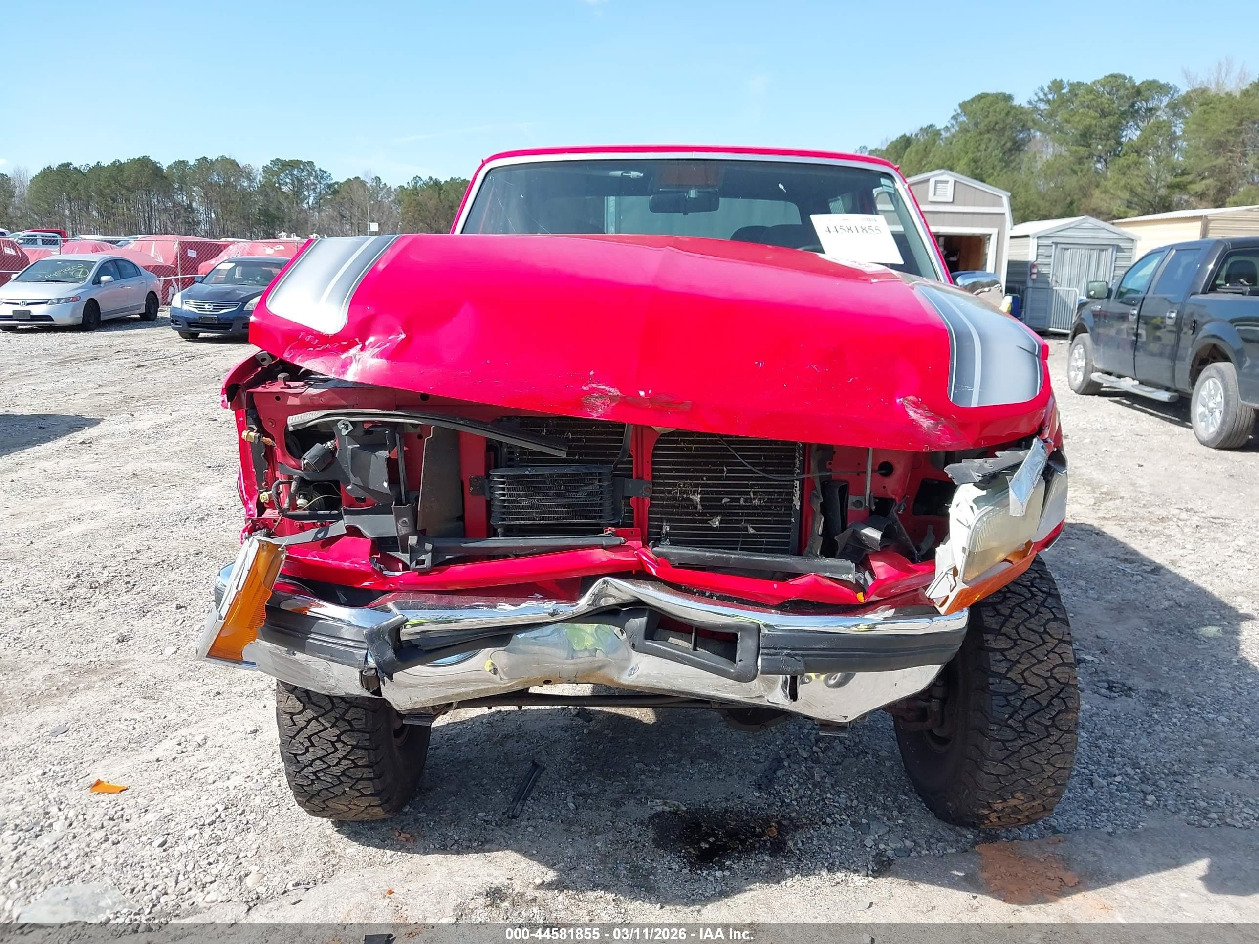 1997 Ford F-350 Xl Red vin: 1FTJW36G2VEB98521