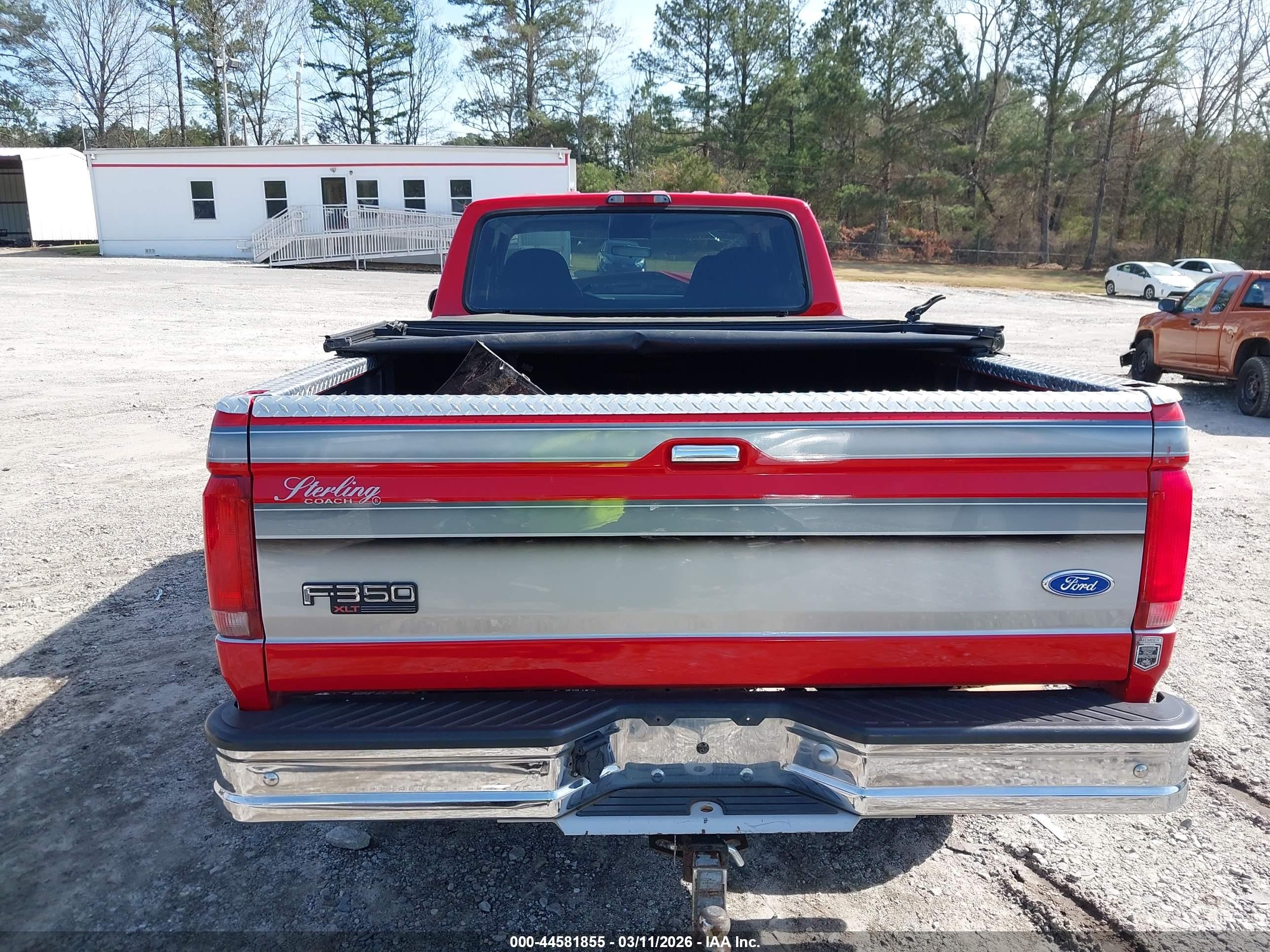 1997 Ford F-350 Xl Red vin: 1FTJW36G2VEB98521