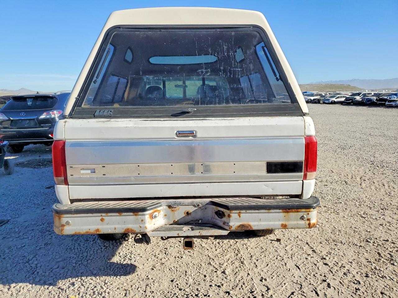 1997 Ford F350 White vin: 1FTJW36G8VEA78805