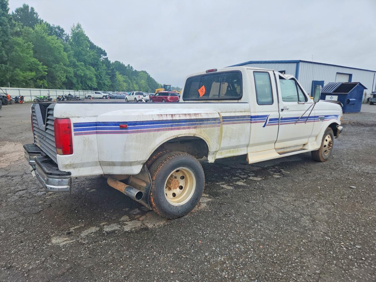 1997 Ford F350 White vin: 1FTJX35F2VEC61736