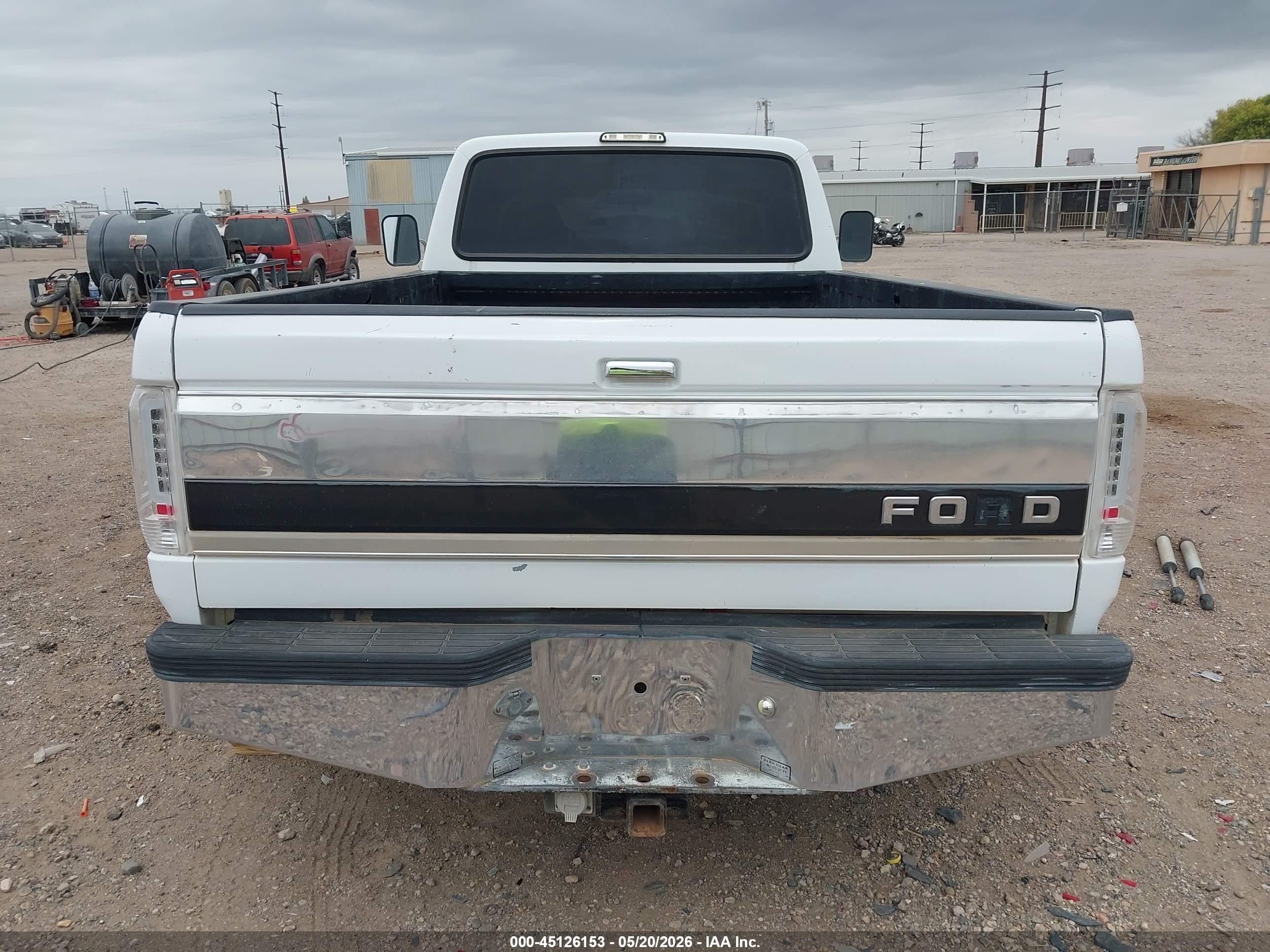 1996 Ford F350   White vin: 1FTJX35F3TEB19196