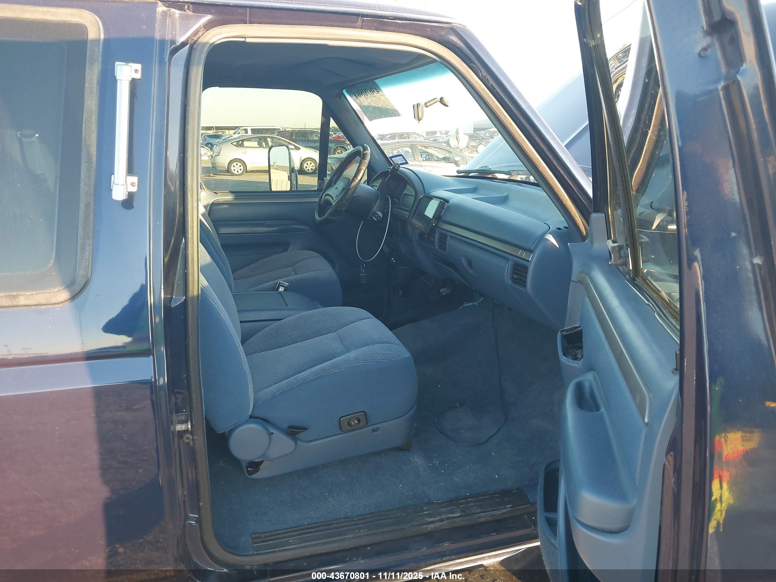 1995 Ford F350   Dark Blue vin: 1FTJX35FXSKB34634