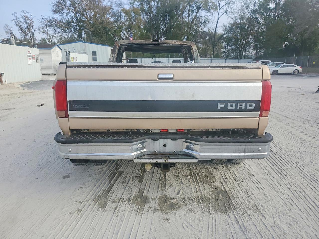 1993 Ford F350 Gold vin: 1FTJX35M1PKA85345