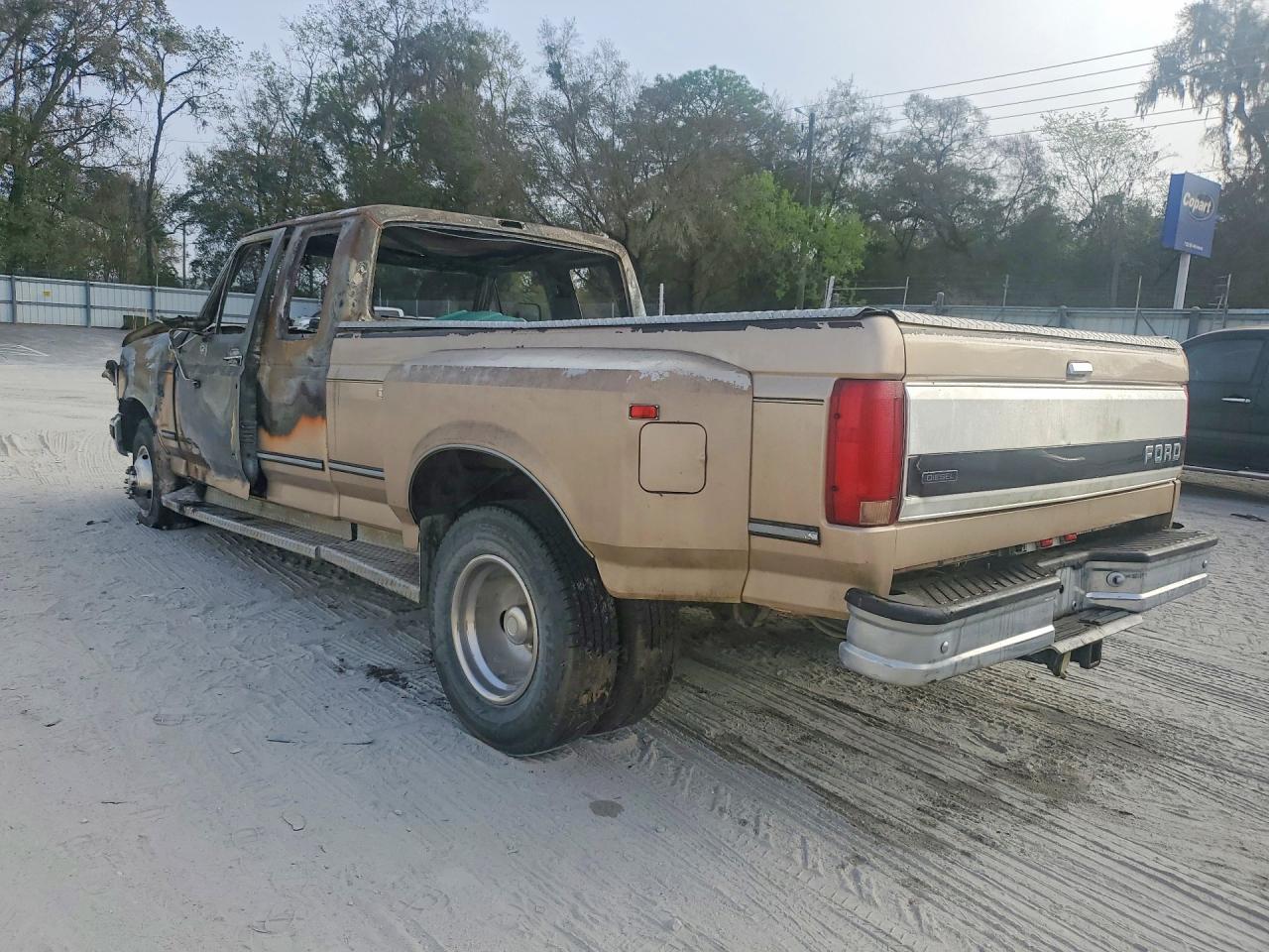 1993 Ford F350 Gold vin: 1FTJX35M1PKA85345