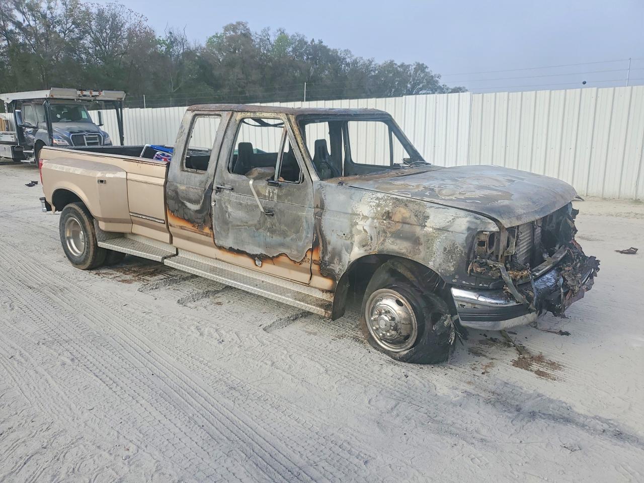1993 Ford F350 Gold vin: 1FTJX35M1PKA85345