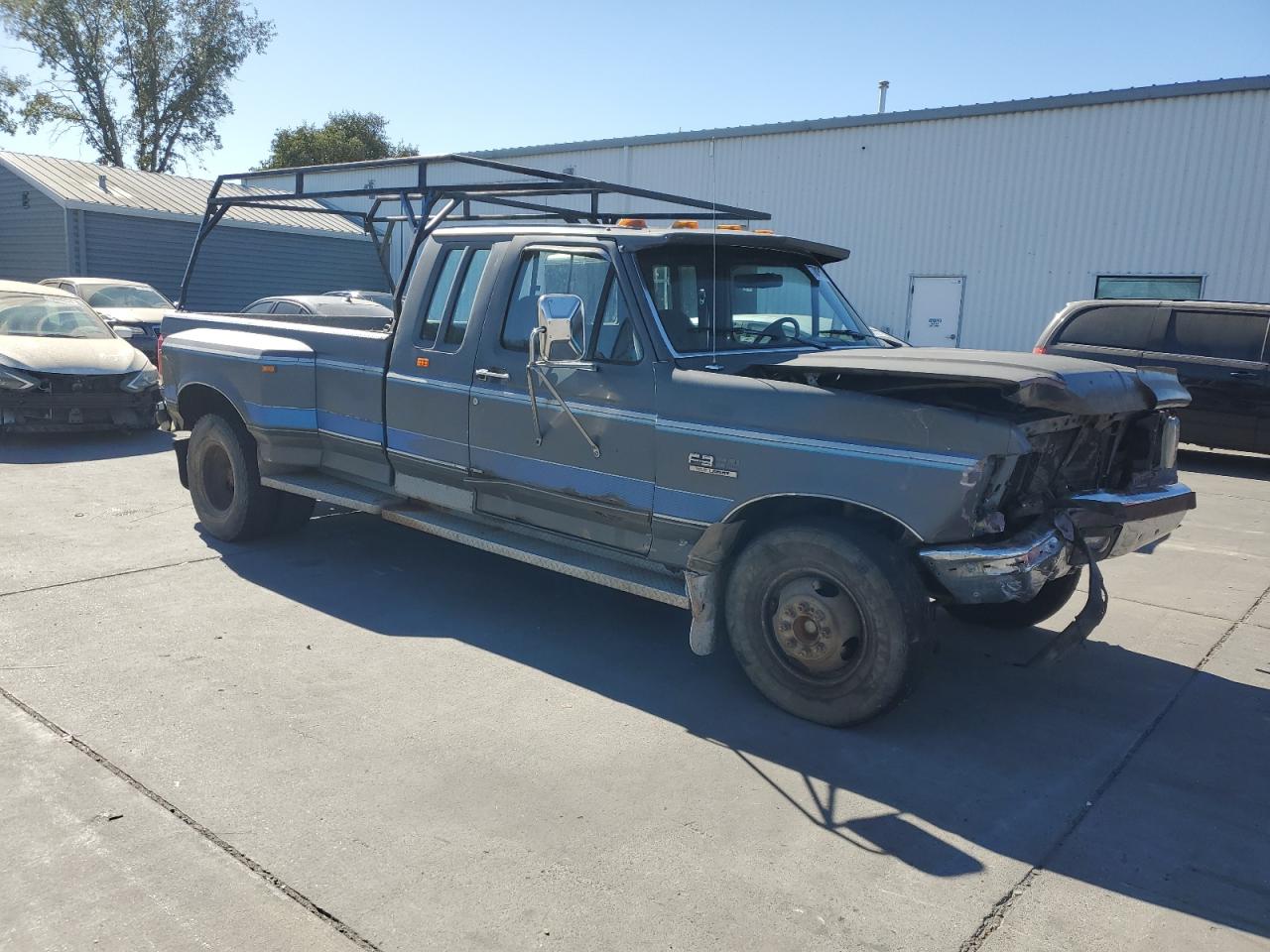 1989 Ford F350 Gray vin: 1FTJX35M9KKA68902
