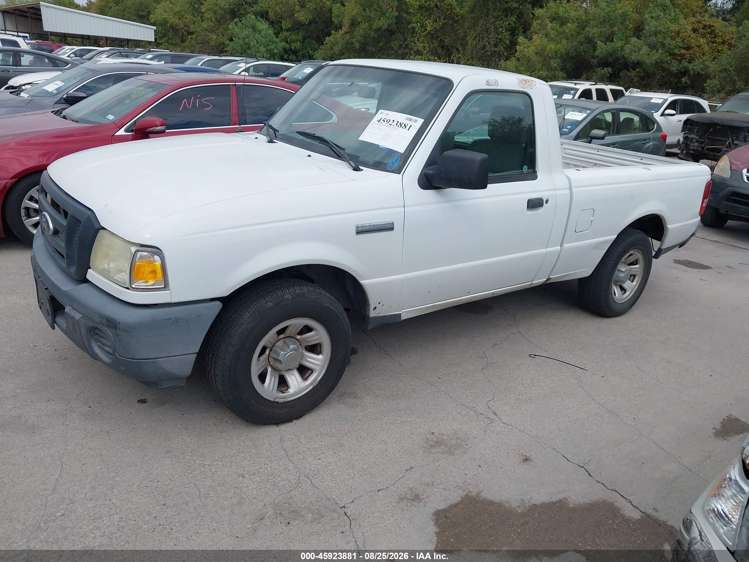 2010 Ford Ranger Xl White vin: 1FTKR1AD0APA10073