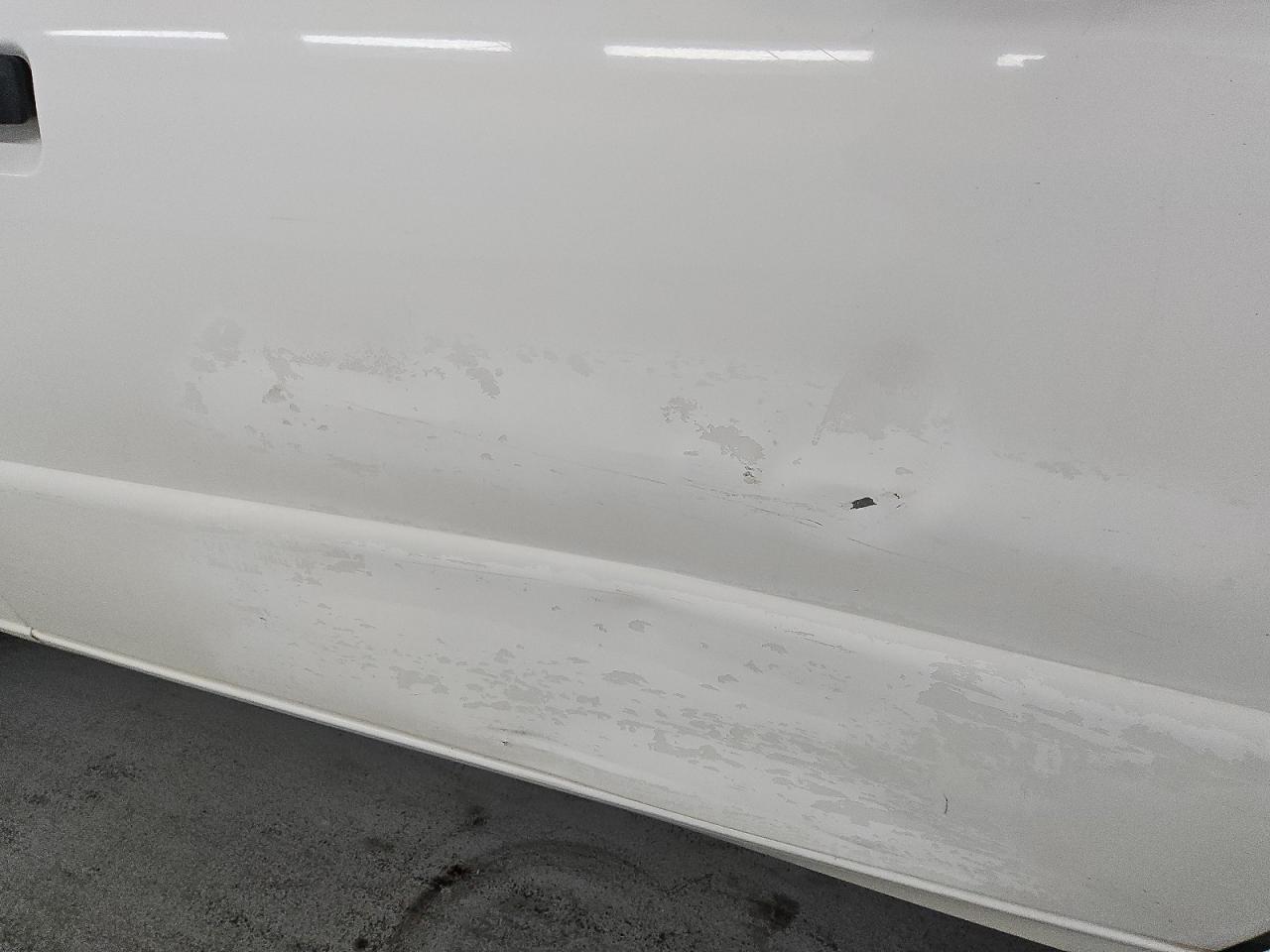 2010 Ford Ranger White vin: 1FTKR1AD0APA21946 Damage: Right Front Door, Dent(S) W/ Paint Dmg, > 12 Inches