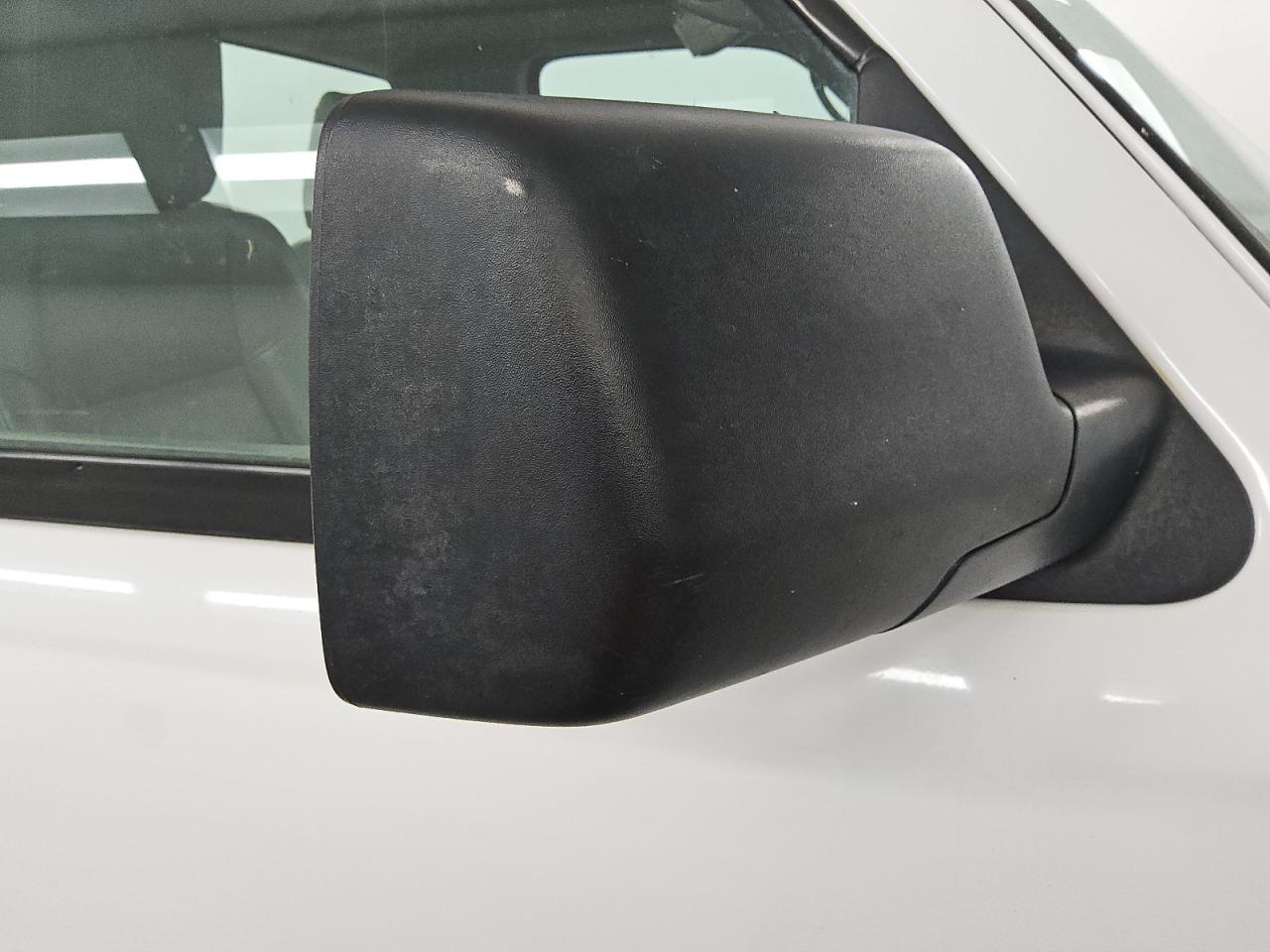 2010 Ford Ranger White vin: 1FTKR1AD0APA21946 Damage: Right Mirror, Heavy Scratch, 1 To 2 Inches
