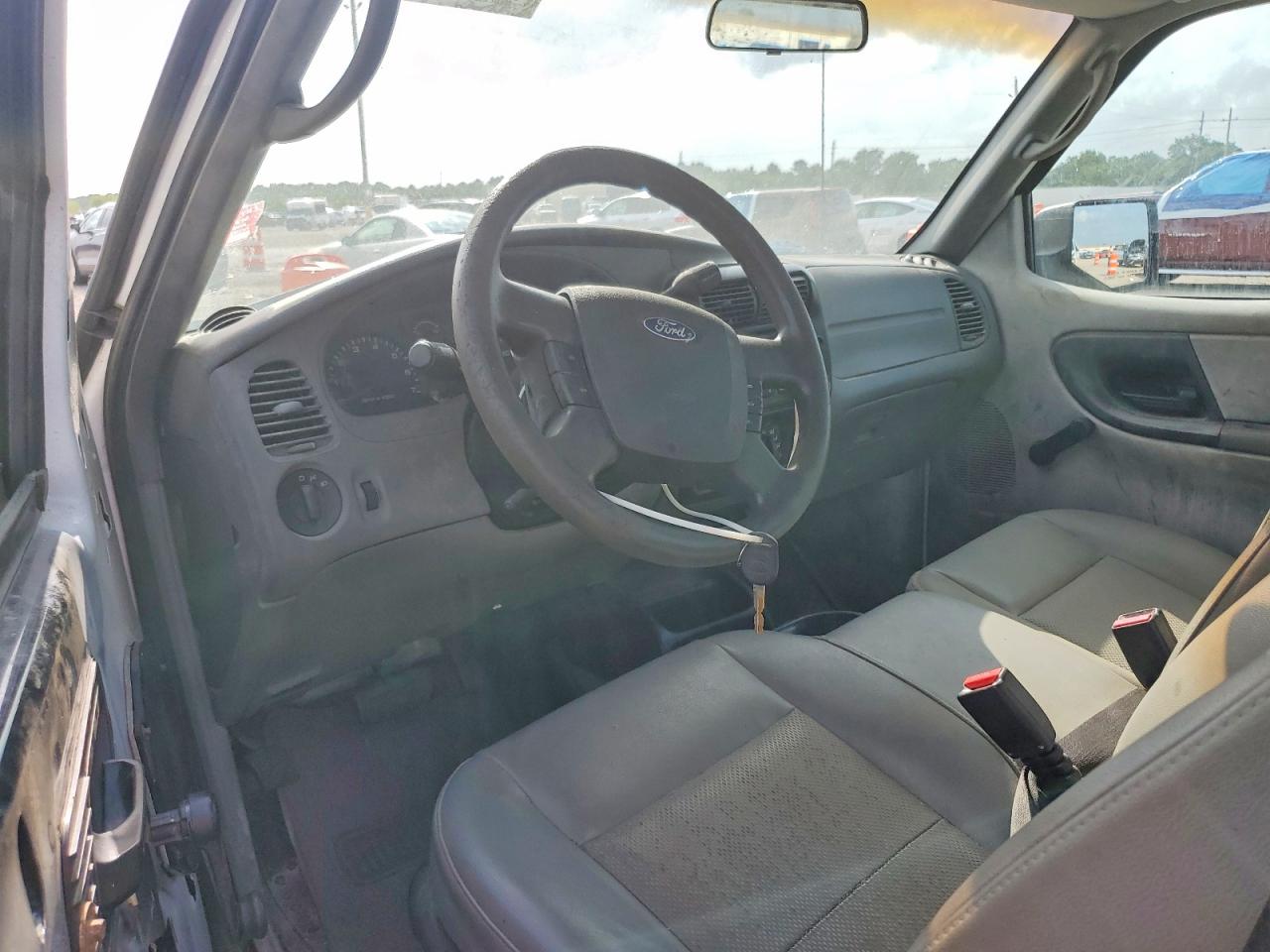 2011 Ford Ranger White vin: 1FTKR1AD0BPA02296