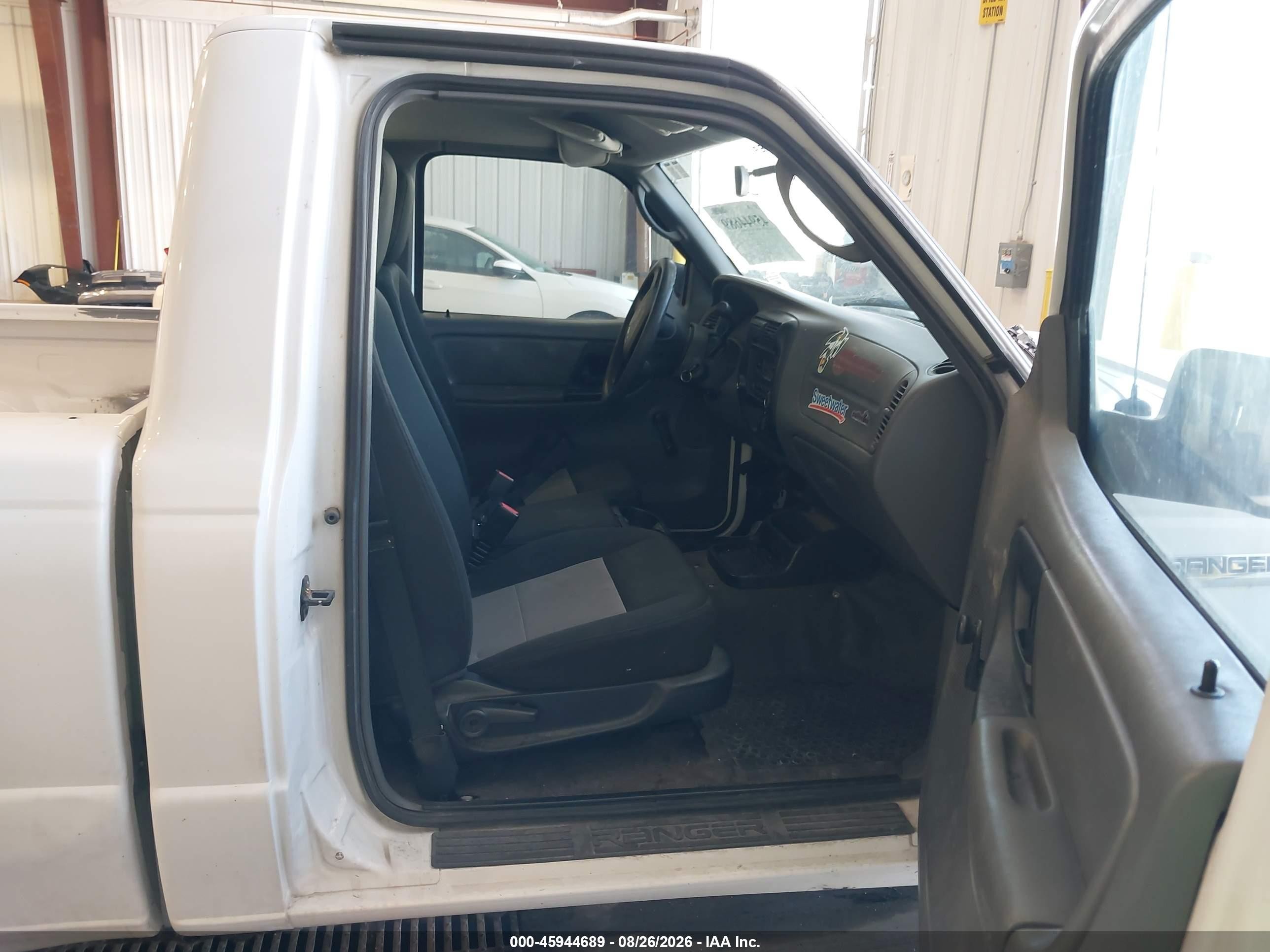 2011 Ford Ranger Xl White vin: 1FTKR1AD0BPA19972