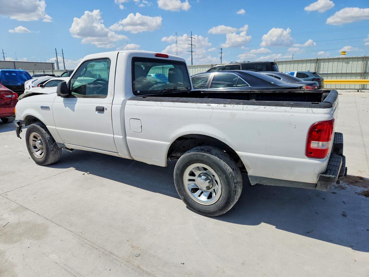 2011 Ford Ranger White vin: 1FTKR1AD0BPA53104