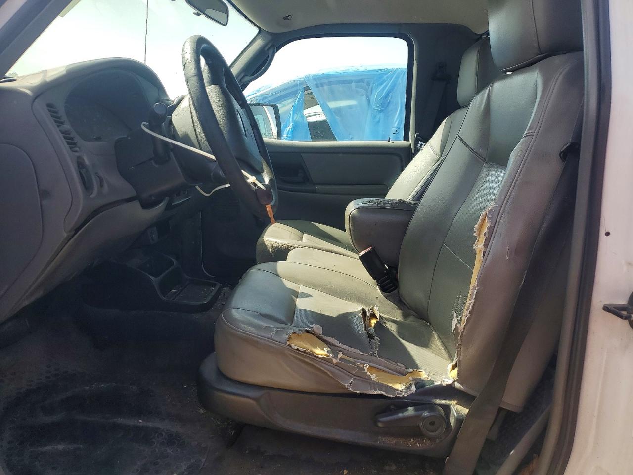 2011 Ford Ranger White vin: 1FTKR1AD1BPA86595