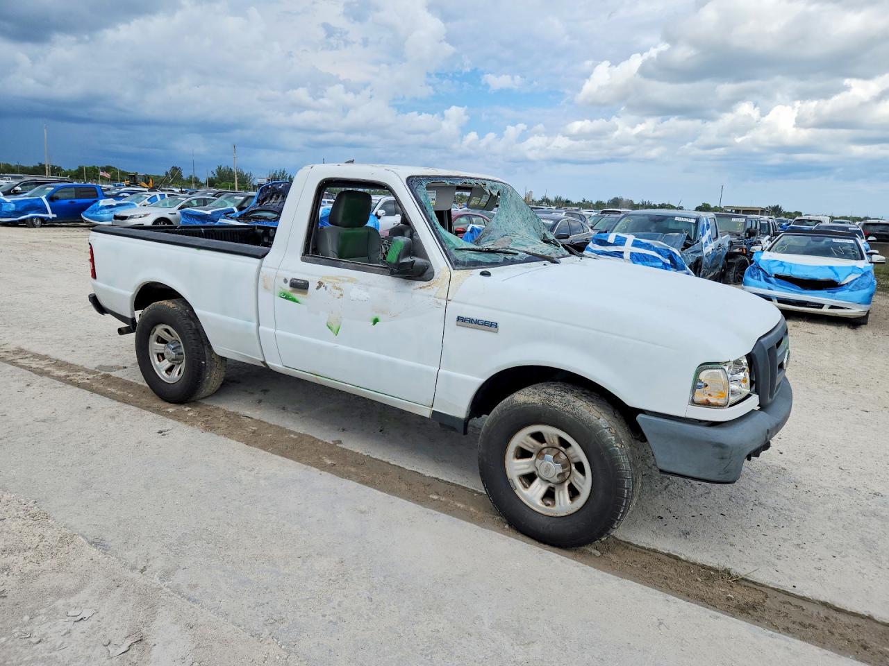 2010 Ford Ranger Белый vin: 1FTKR1AD2APA22287