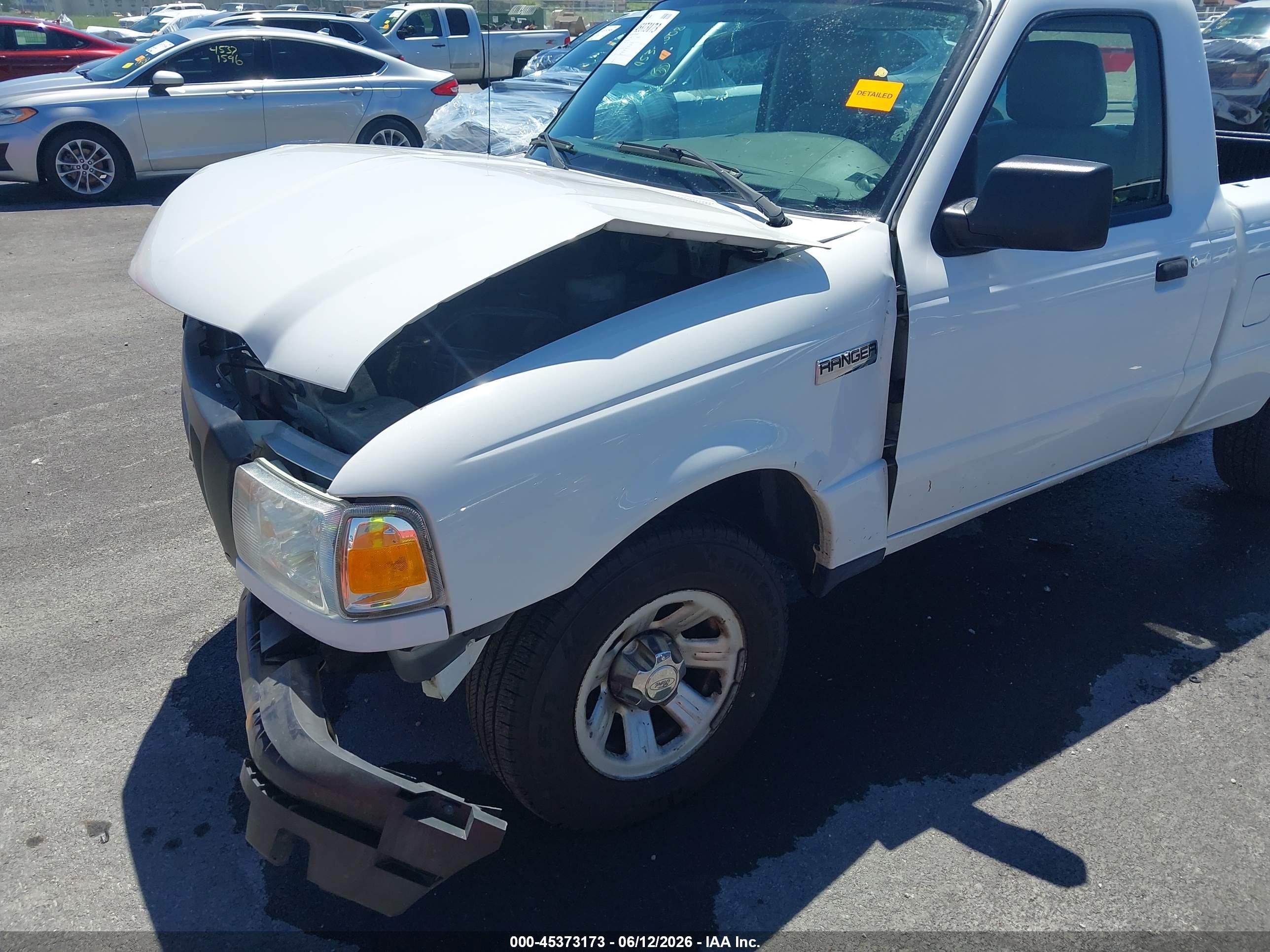 2011 Ford Ranger Xl White vin: 1FTKR1AD2BPA69899