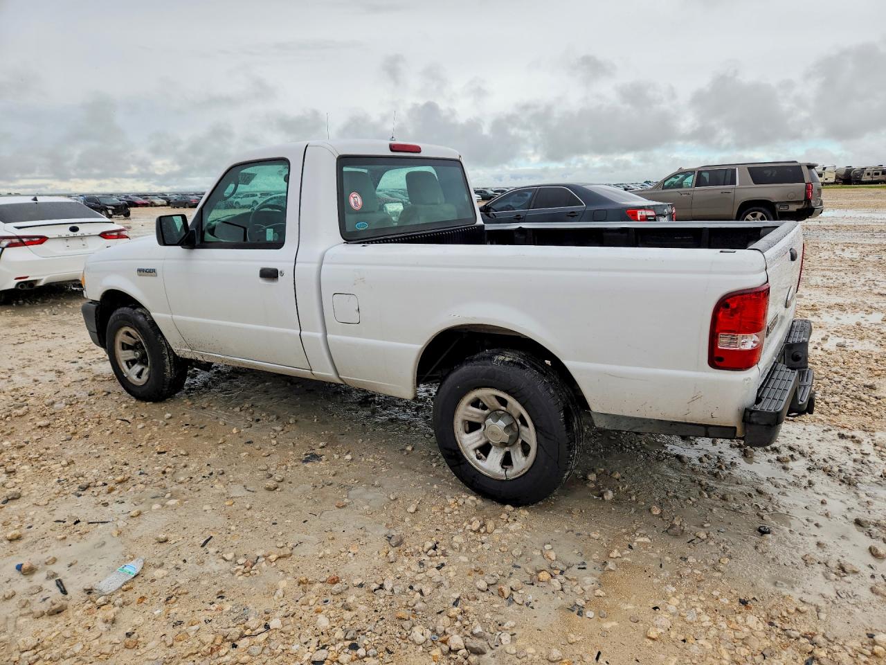 2011 Ford Ranger White vin: 1FTKR1AD2BPB00603
