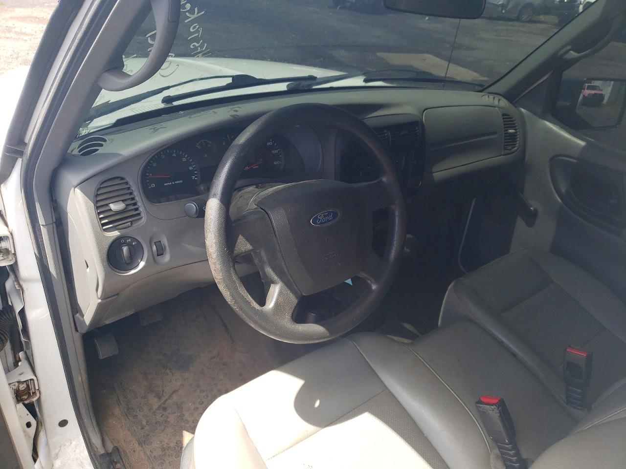 2011 Ford Ranger Xl Белый vin: 1FTKR1AD2BPB21483