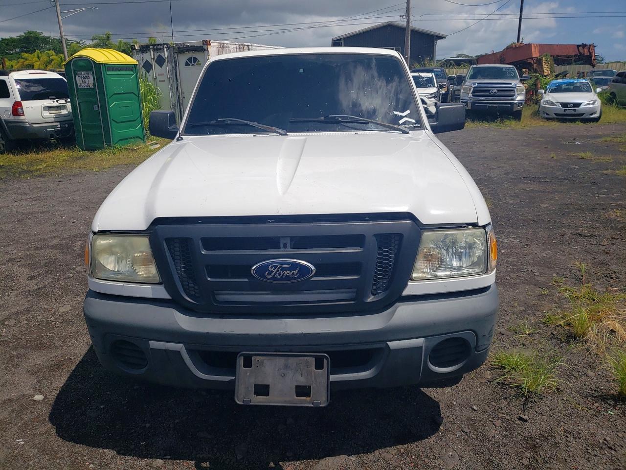 2011 Ford Ranger Xl Белый vin: 1FTKR1AD2BPB21483