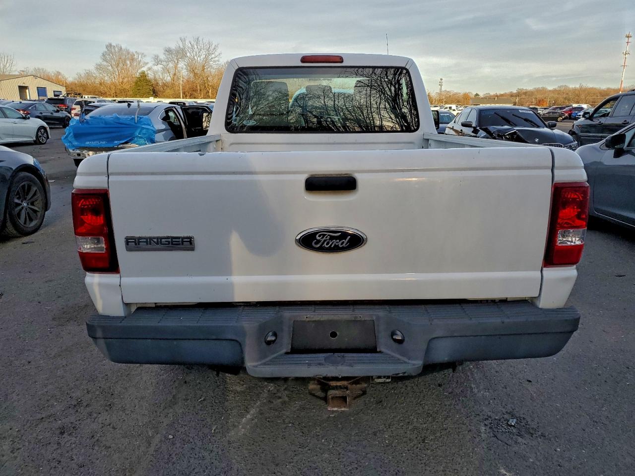 2010 Ford Ranger White vin: 1FTKR1AD3APA68579