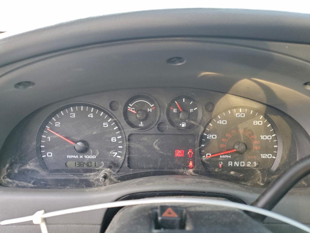 2010 Ford Ranger White vin: 1FTKR1AD3APA68579