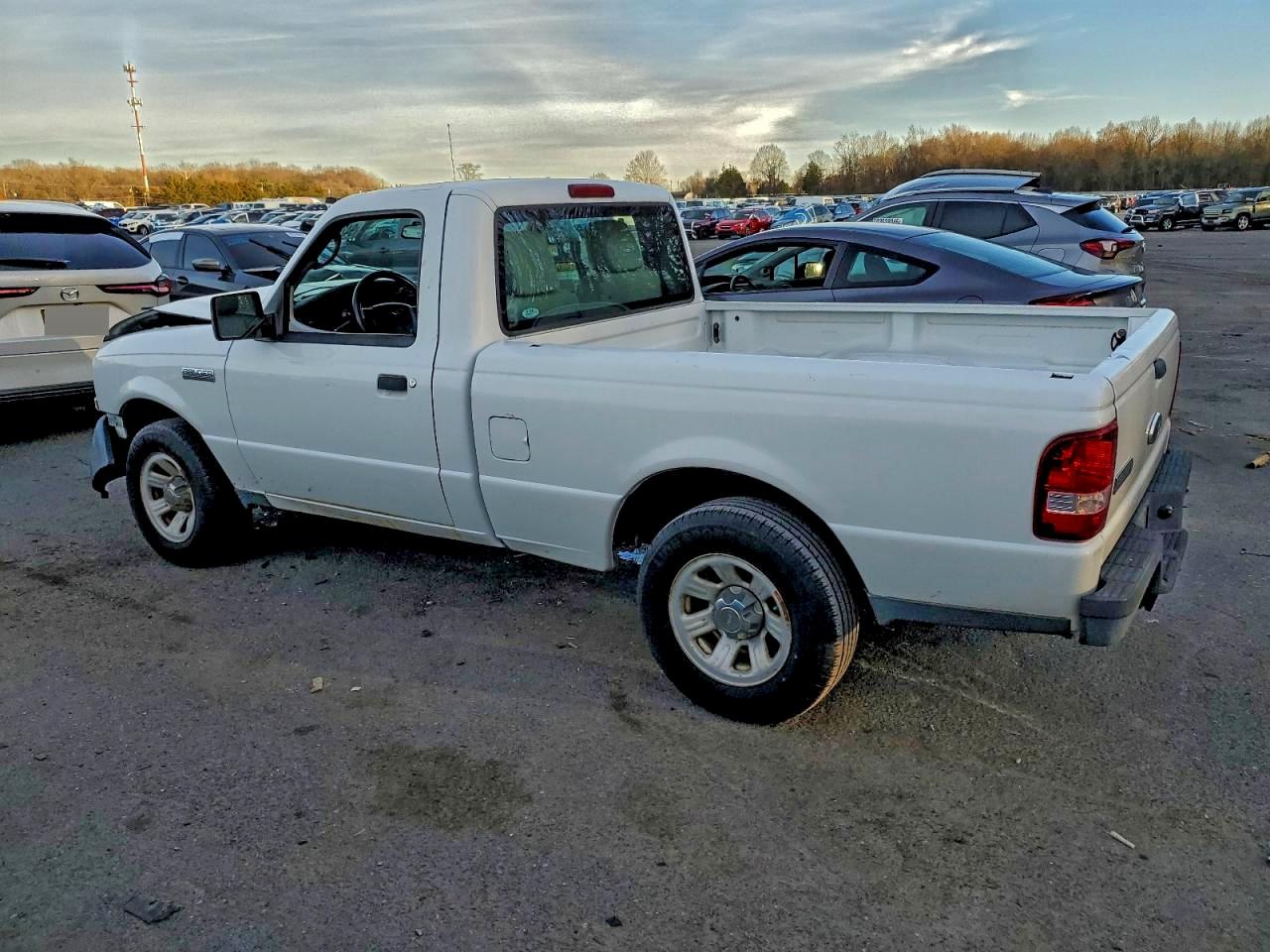 2010 Ford Ranger White vin: 1FTKR1AD3APA68579