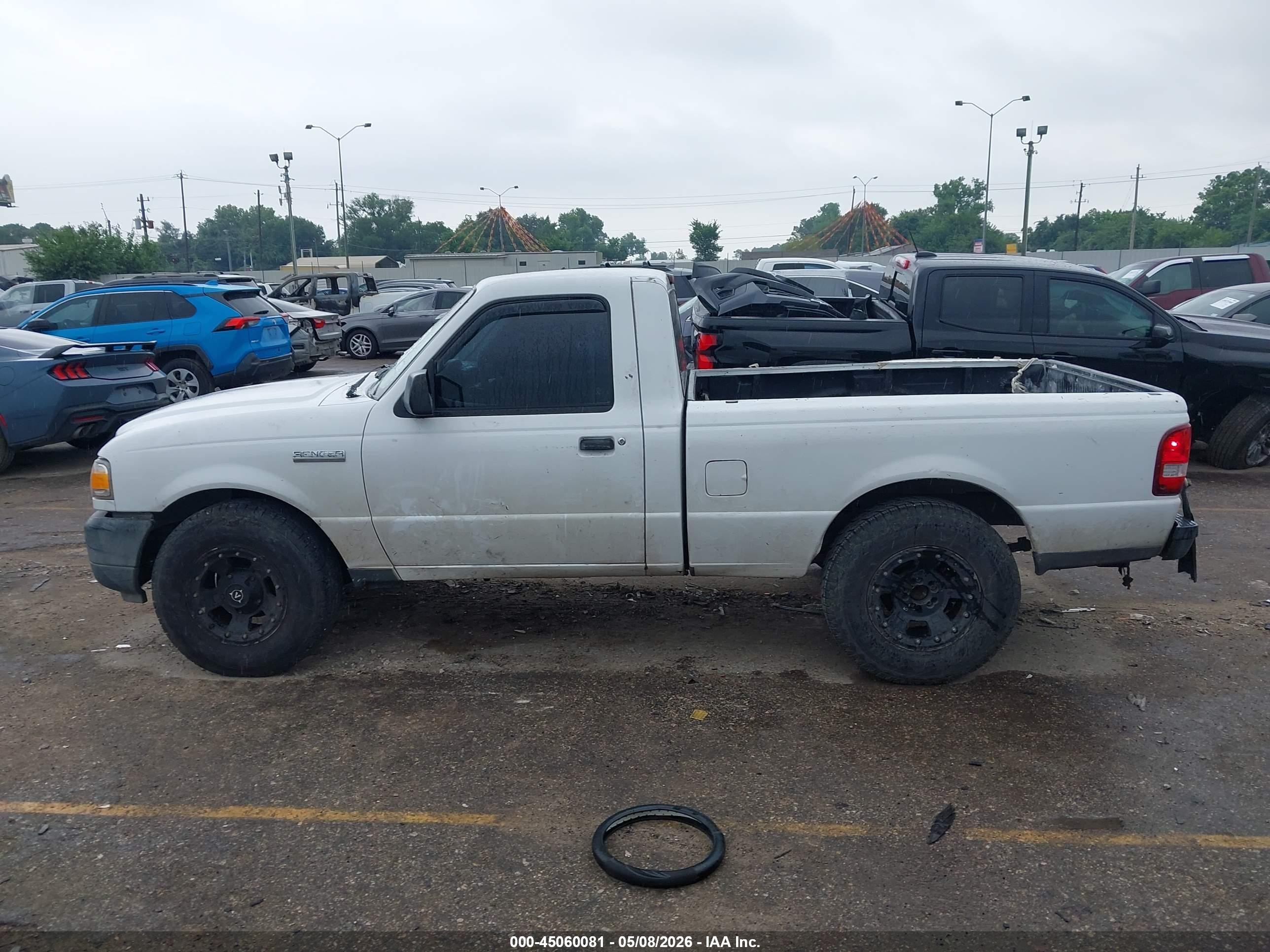 2011 Ford Ranger Xl Белый vin: 1FTKR1AD3BPB11397