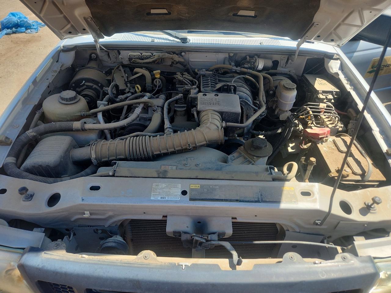 2010 Ford Ranger Silver vin: 1FTKR1AD4APA69059