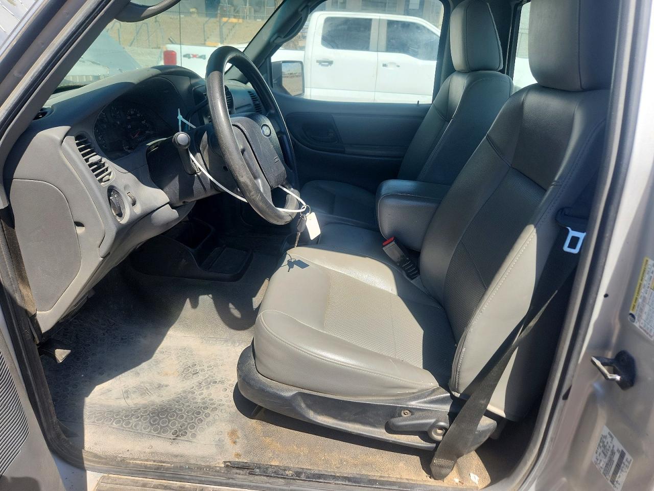 2010 Ford Ranger Silver vin: 1FTKR1AD4APA69059