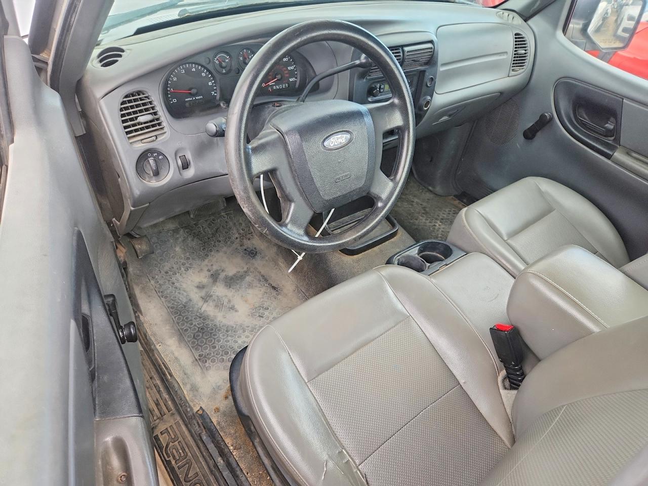2010 Ford Ranger Silver vin: 1FTKR1AD4APA69059