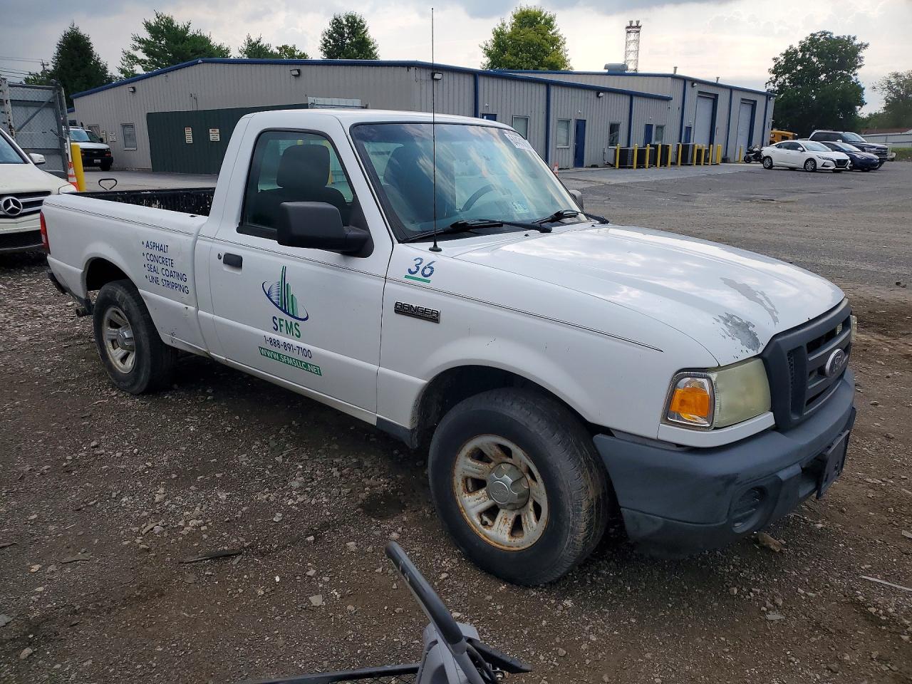 2010 Ford Ranger White vin: 1FTKR1AD4APA72768