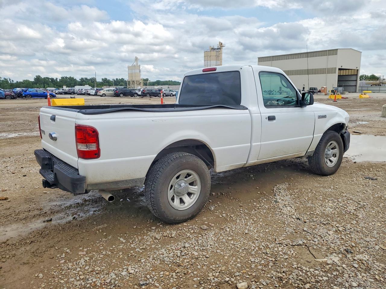 2011 Ford Ranger Белый vin: 1FTKR1AD4BPA24012