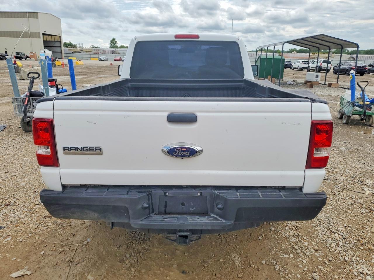 2011 Ford Ranger Белый vin: 1FTKR1AD4BPA24012