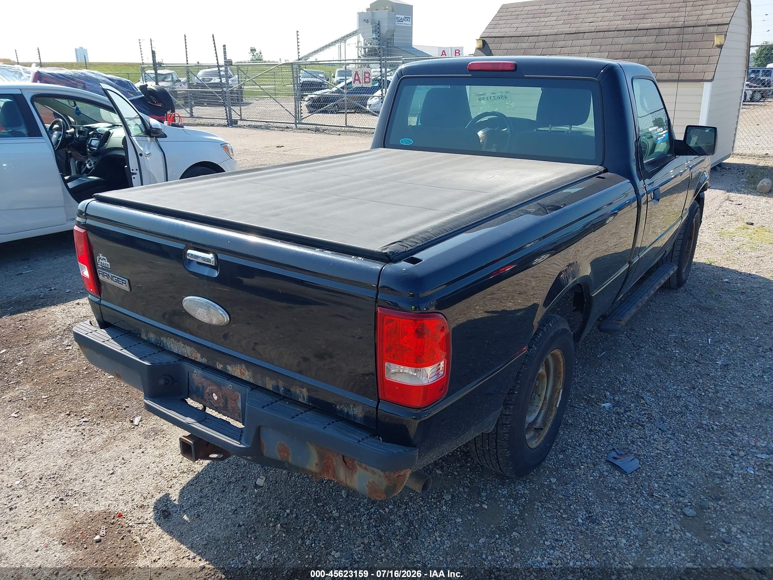 2011 Ford Ranger Xl Черный vin: 1FTKR1AD4BPB20805