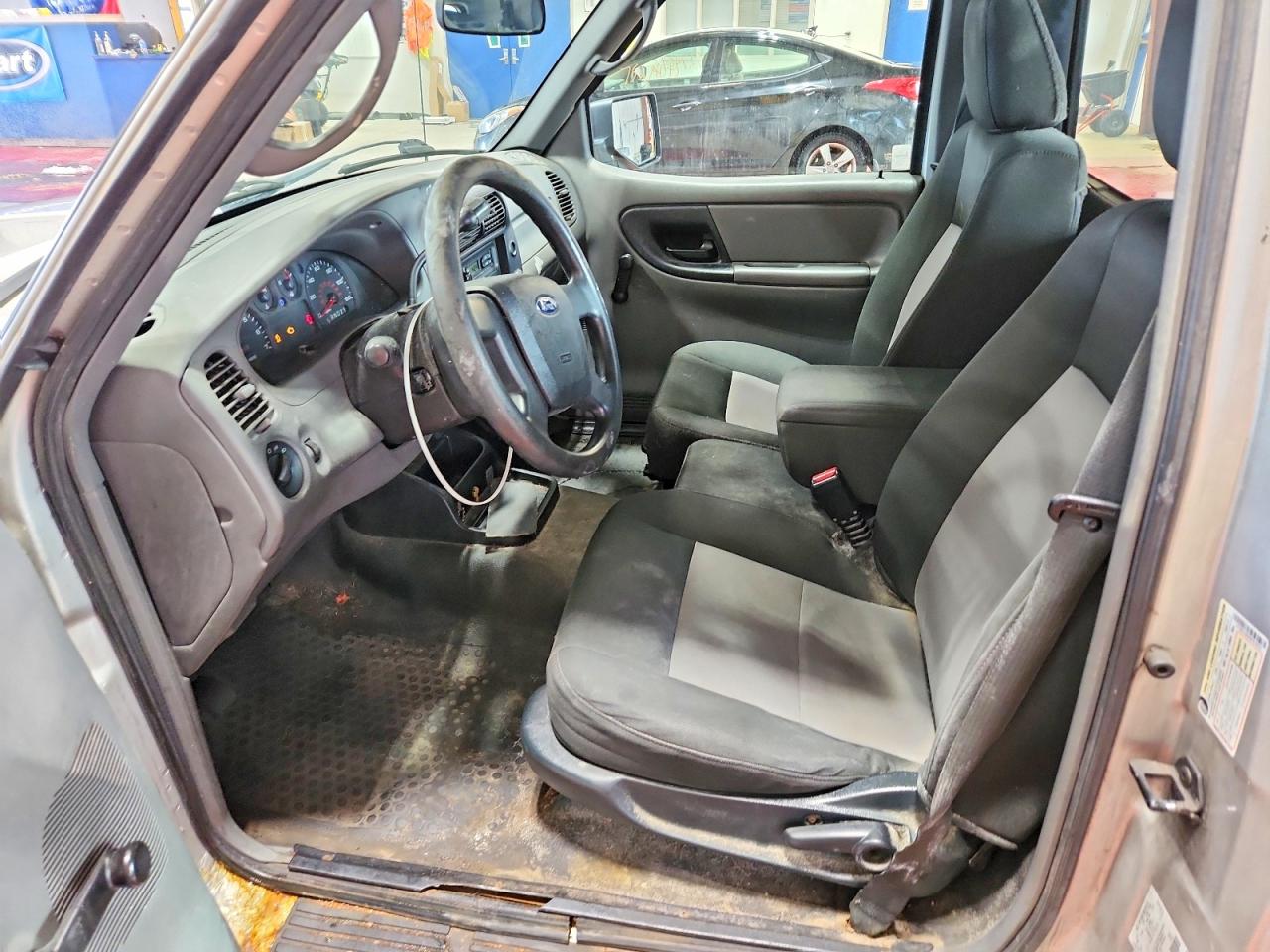 2010 Ford Ranger Серебряный vin: 1FTKR1AD5APA10523