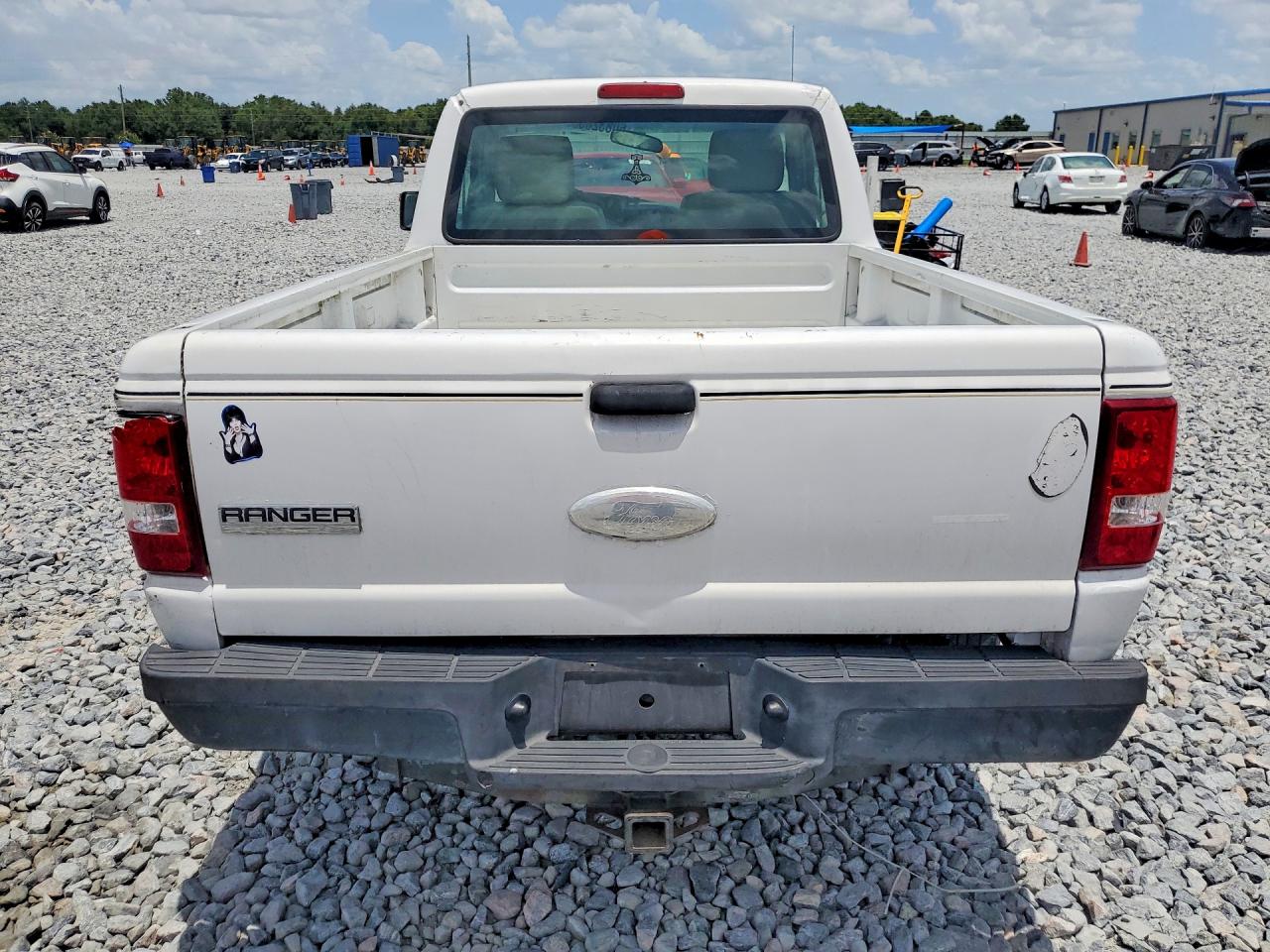 2011 Ford Ranger White vin: 1FTKR1AD5BPA05520