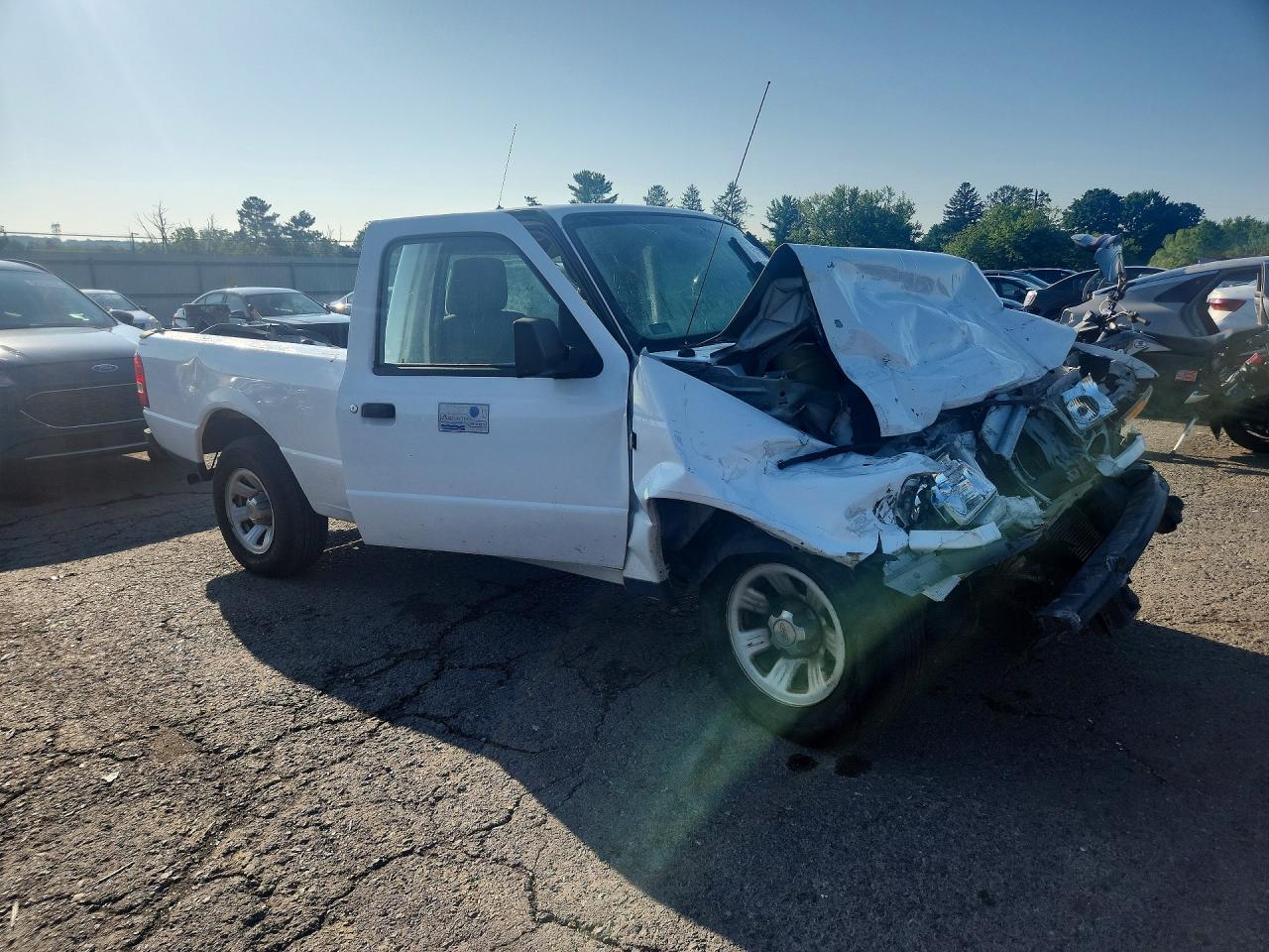 2011 Ford Ranger White vin: 1FTKR1AD5BPA72375