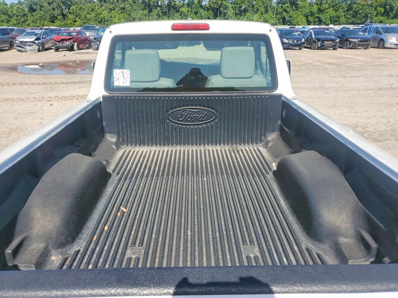 2011 Ford Ranger White vin: 1FTKR1AD5BPB00448