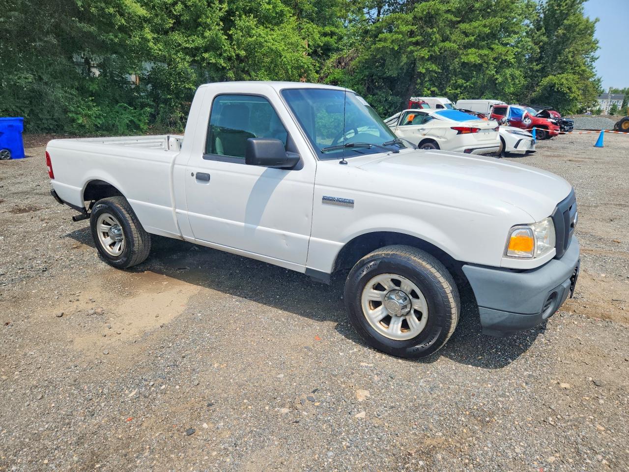 2010 Ford Ranger Белый vin: 1FTKR1AD6APA17433