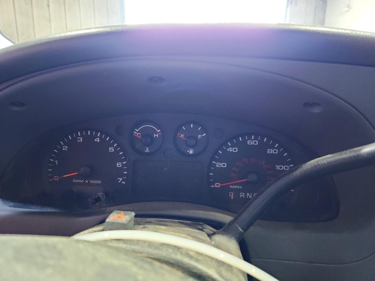 2010 Ford Ranger White vin: 1FTKR1AD6APA19974