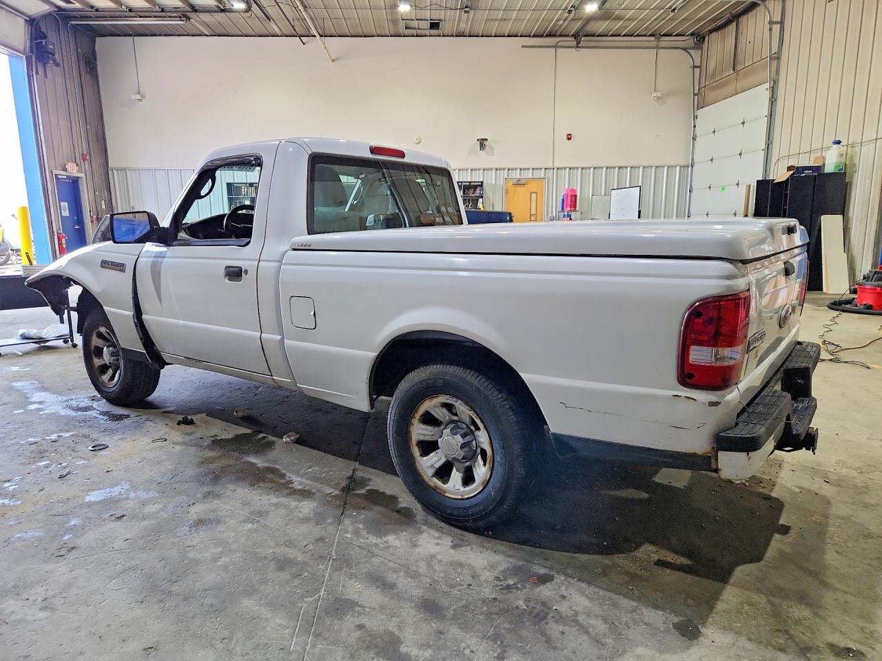2010 Ford Ranger White vin: 1FTKR1AD6APA19974