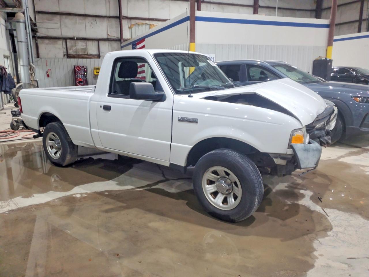 2010 Ford Ranger White vin: 1FTKR1AD6APA46494