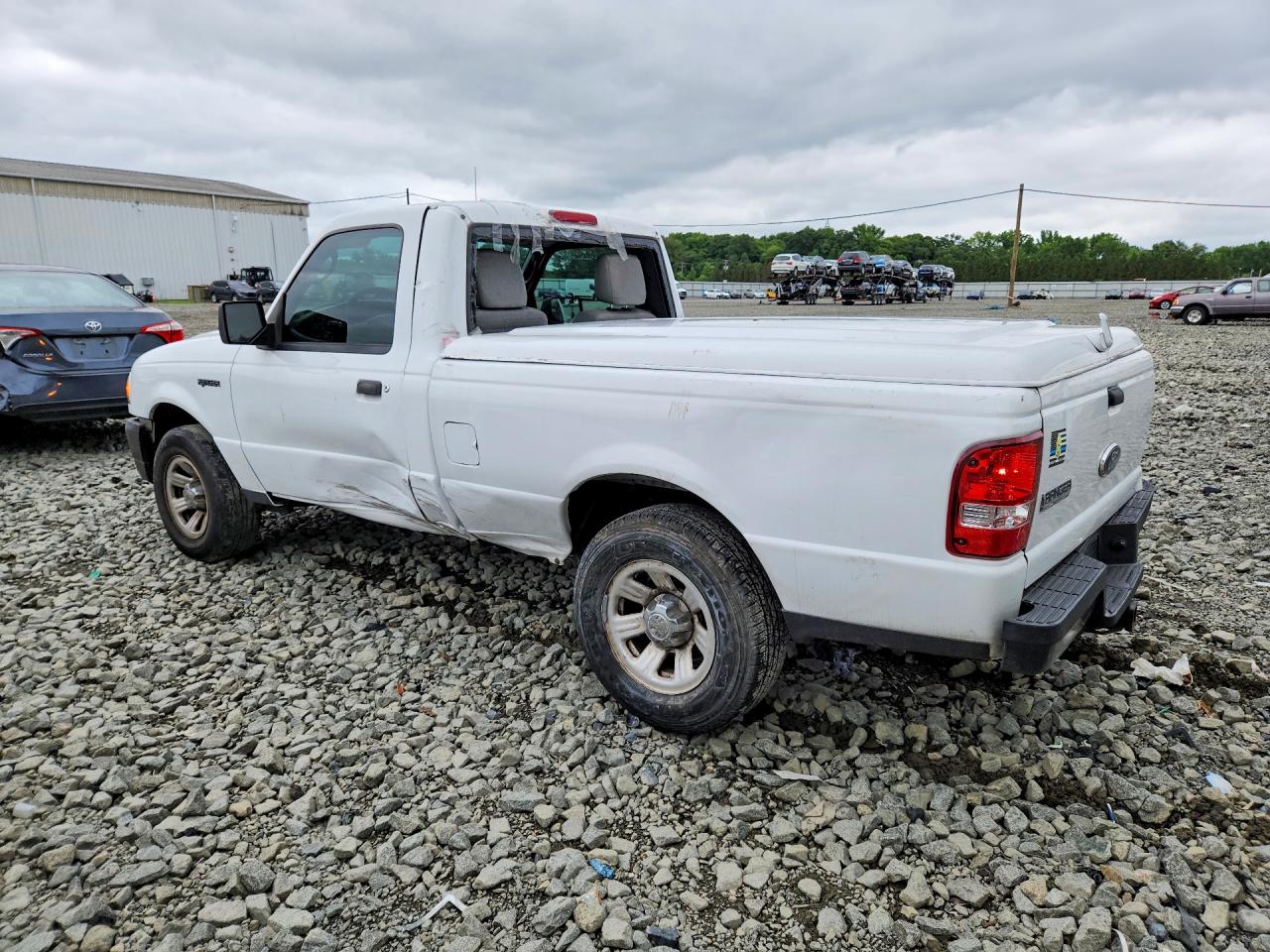 2011 Ford Ranger White vin: 1FTKR1AD6BPA08037