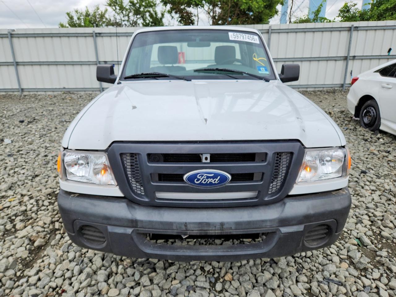 2011 Ford Ranger White vin: 1FTKR1AD6BPA08037