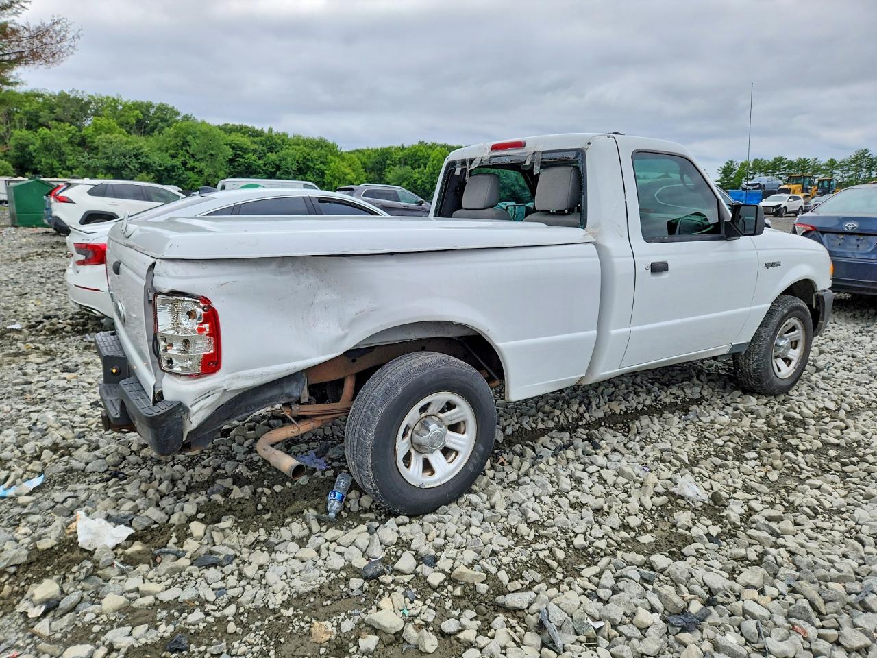 2011 Ford Ranger White vin: 1FTKR1AD6BPA08037