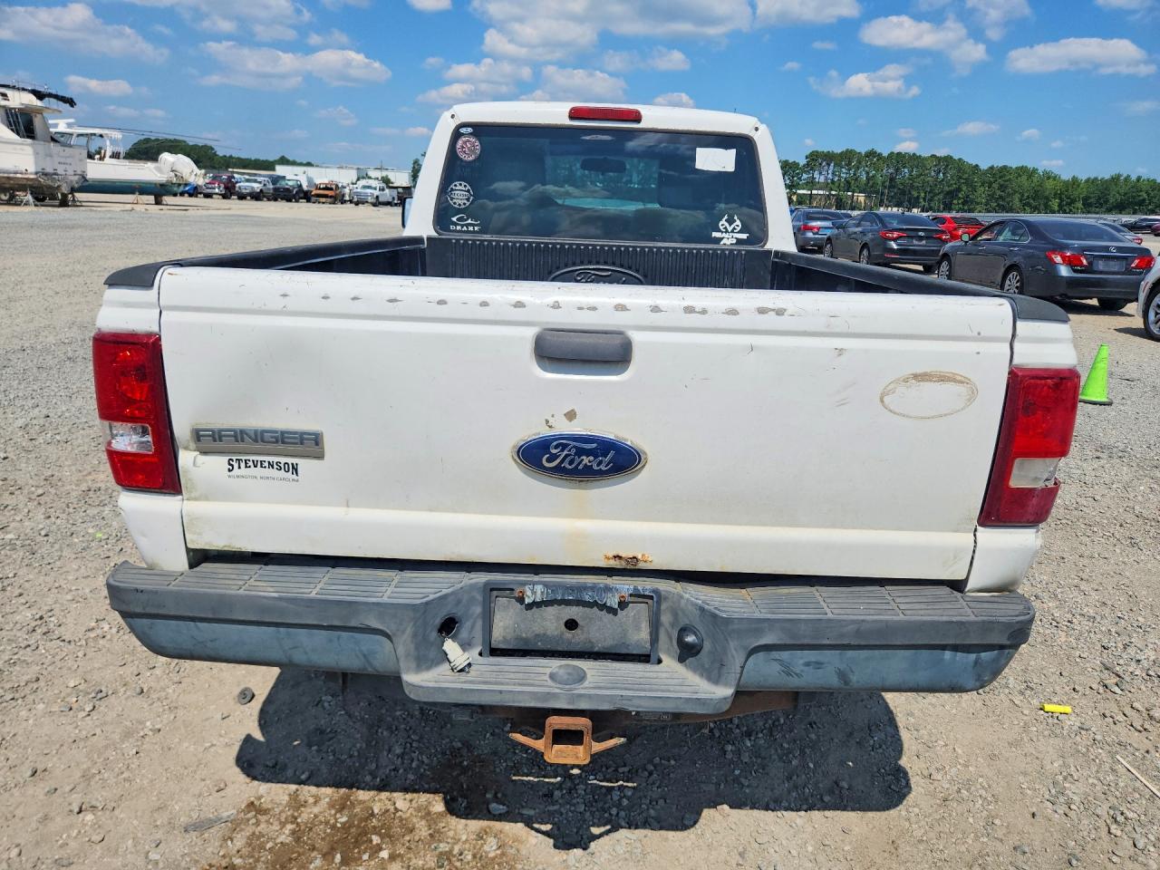 2011 Ford Ranger White vin: 1FTKR1AD6BPA17191