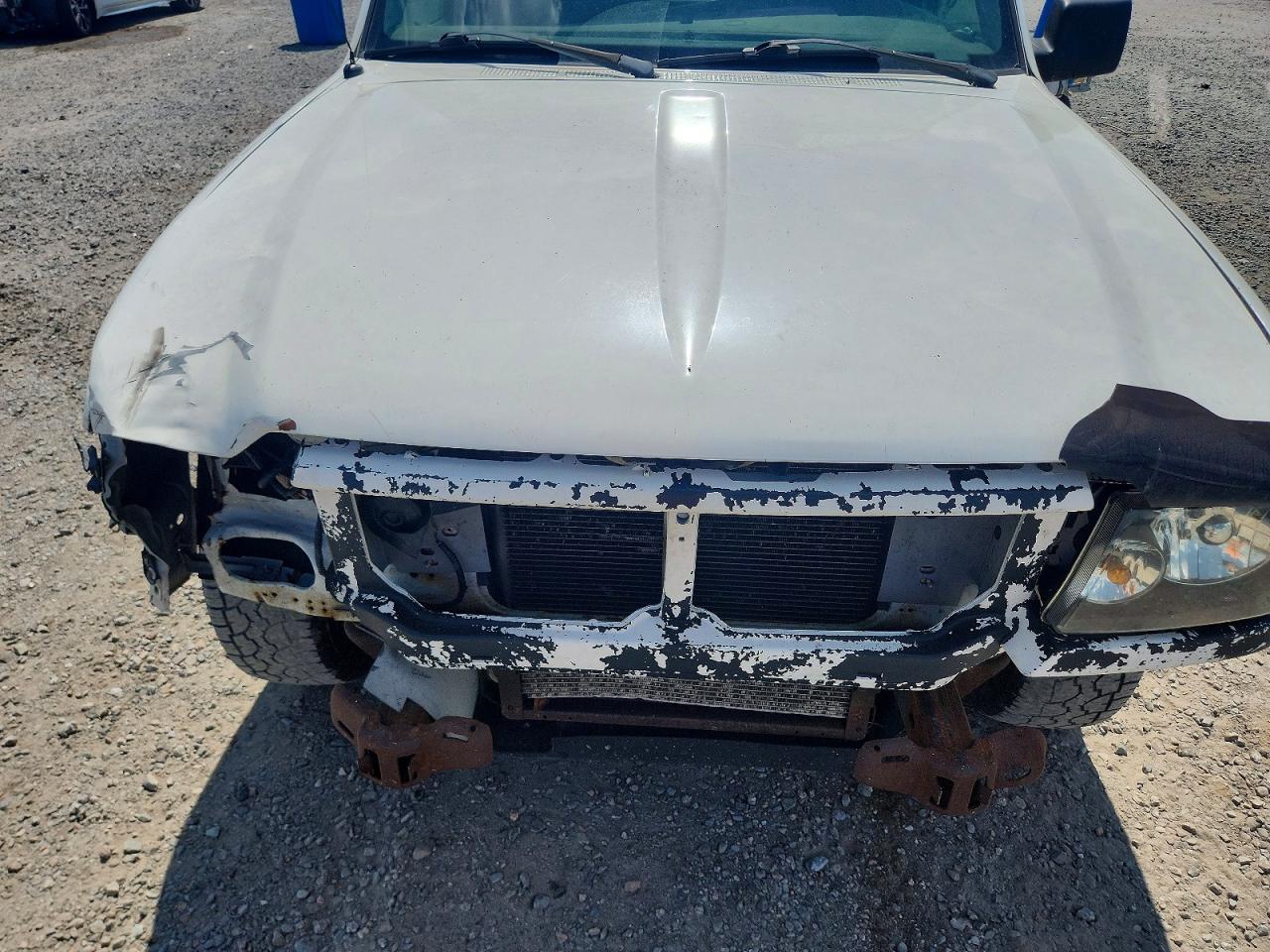 2011 Ford Ranger White vin: 1FTKR1AD6BPA17191