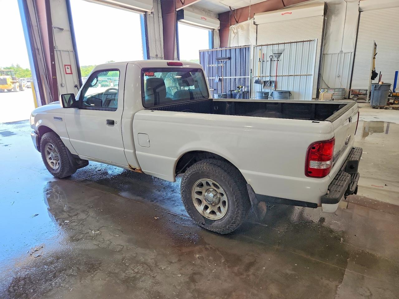 2011 Ford Ranger White vin: 1FTKR1AD7BPA35246