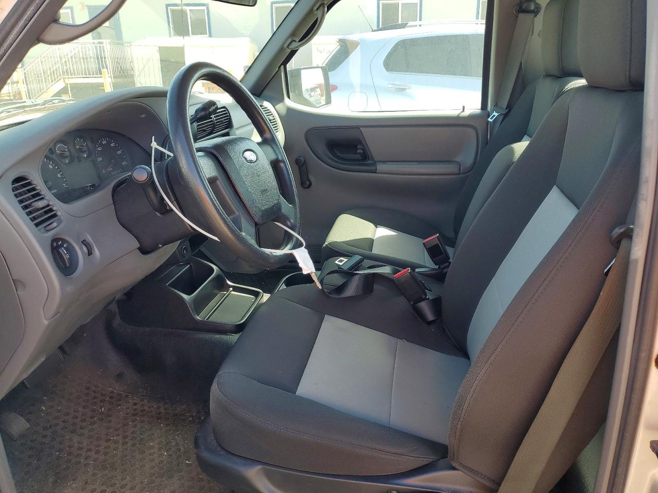 2011 Ford Ranger Silver vin: 1FTKR1AD7BPA47249