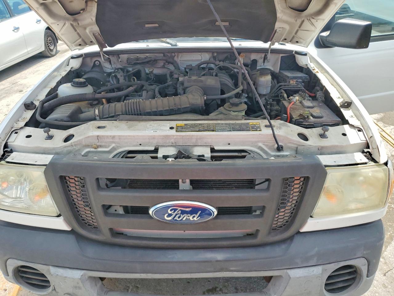 2011 Ford Ranger Белый vin: 1FTKR1AD7BPA62317